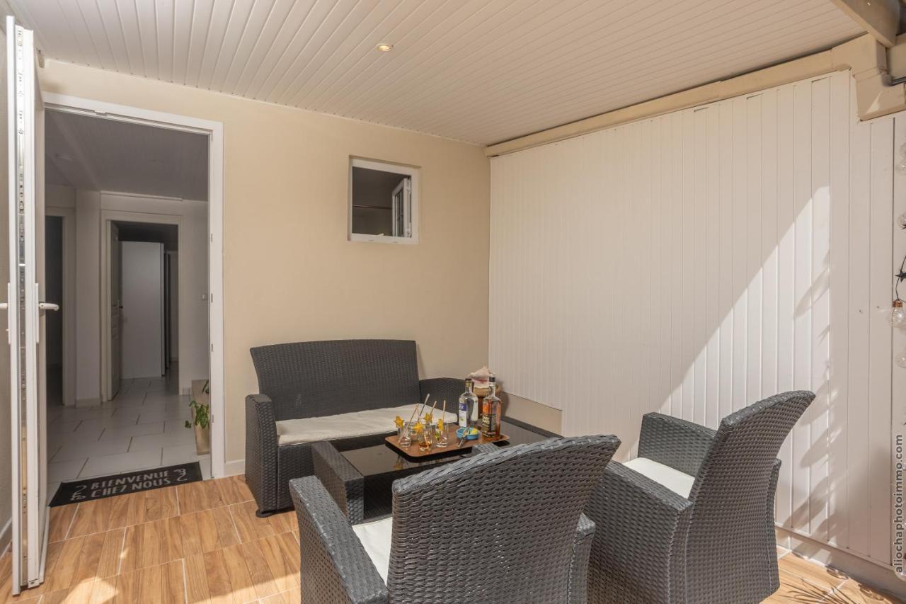 Alpinia - Appt Avec Piscine Partagee Apartment Saint-Pierre Екстериор снимка