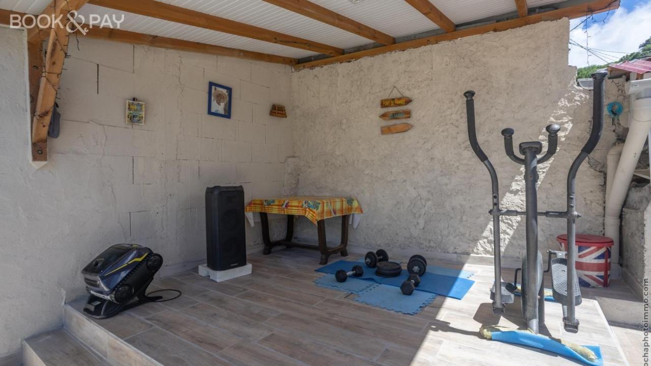 Alpinia - Appt Avec Piscine Partagee Apartment Saint-Pierre Екстериор снимка